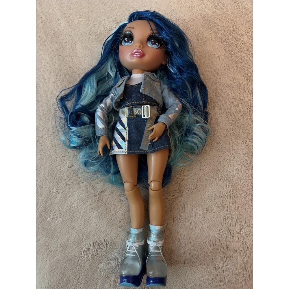 MGA Entertainment Rainbow Junior High Skyler Bradshaw Fashion Doll Blue 10"